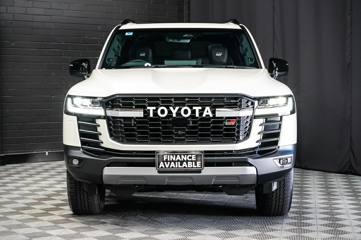 Toyota Landcruiser image 3