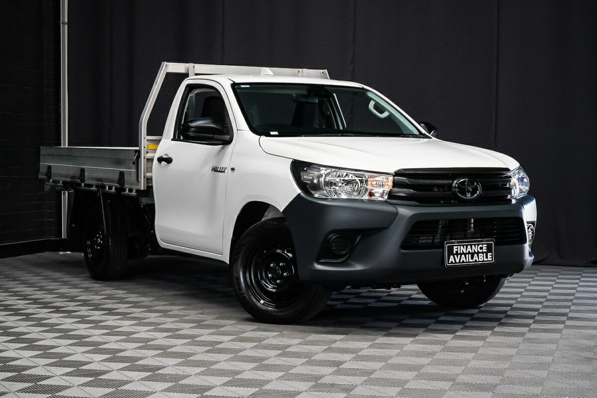 Toyota Hilux image 1