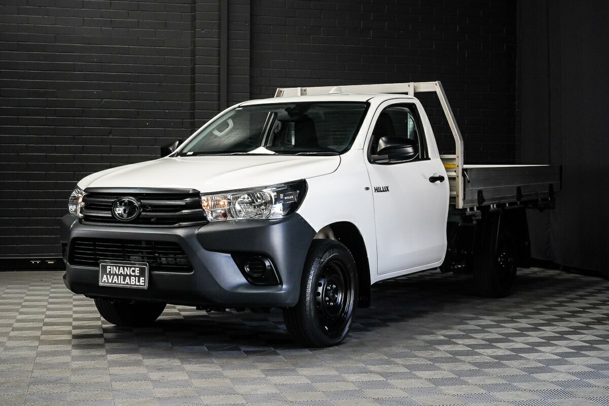 Toyota Hilux image 4