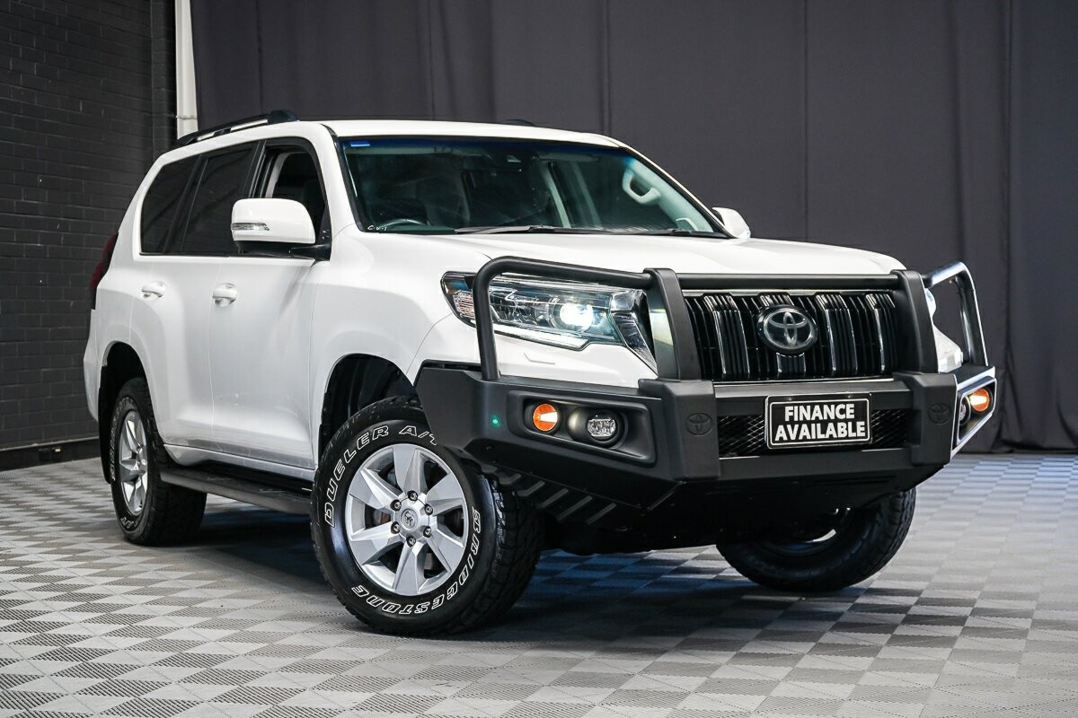 Toyota Landcruiser Prado image 1
