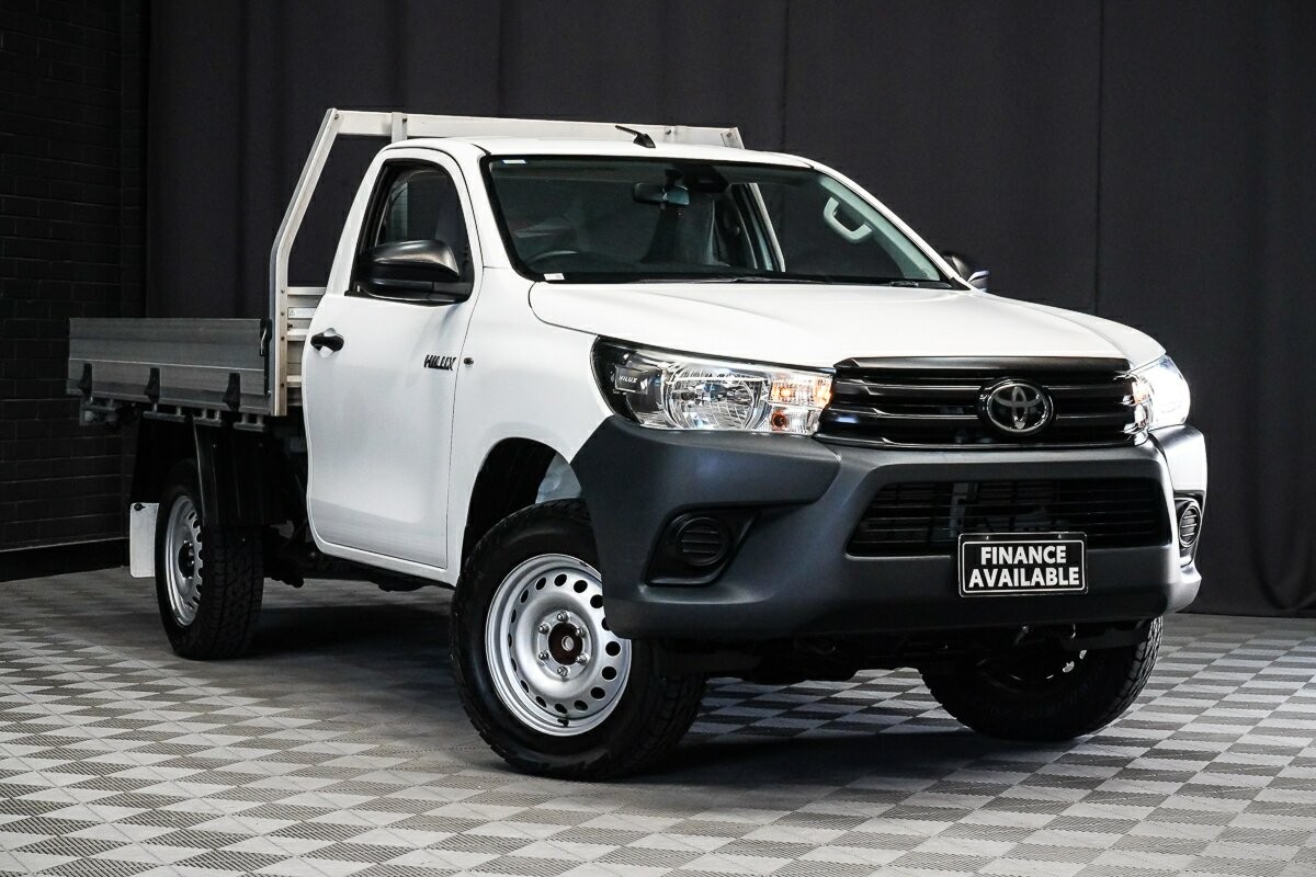 Toyota Hilux image 1
