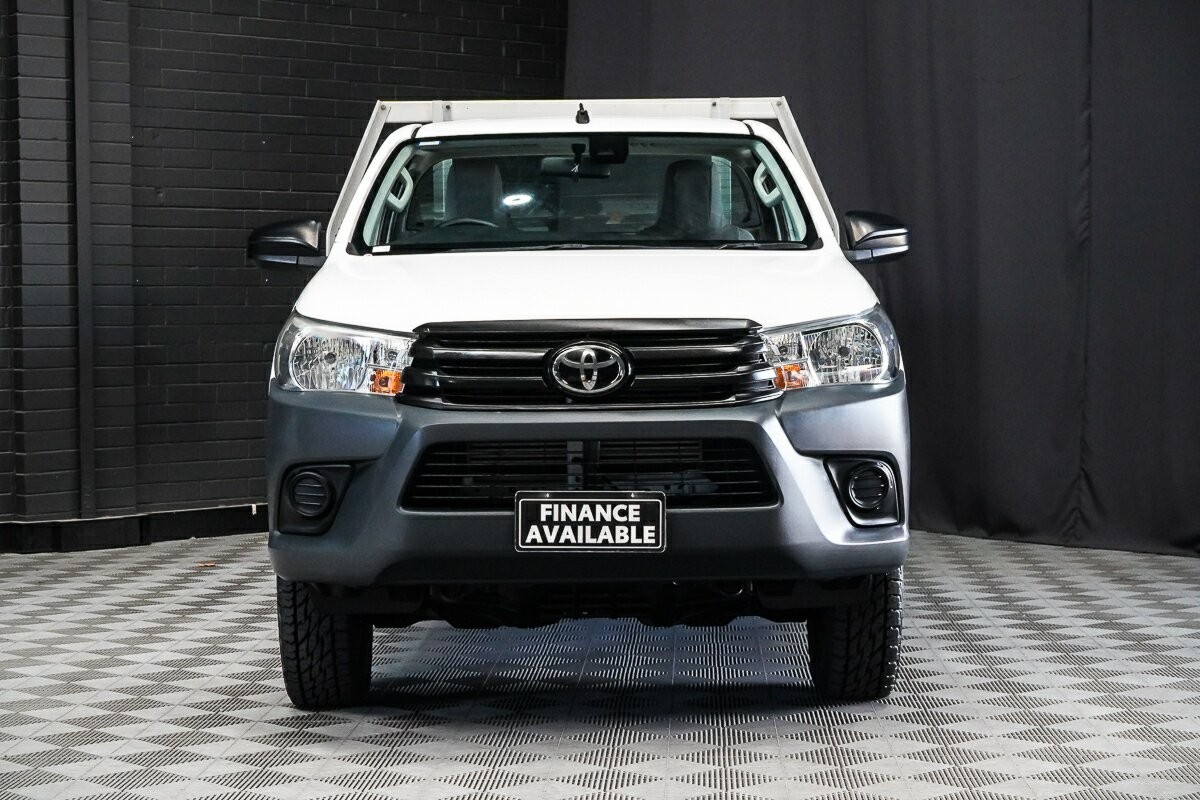 Toyota Hilux image 3