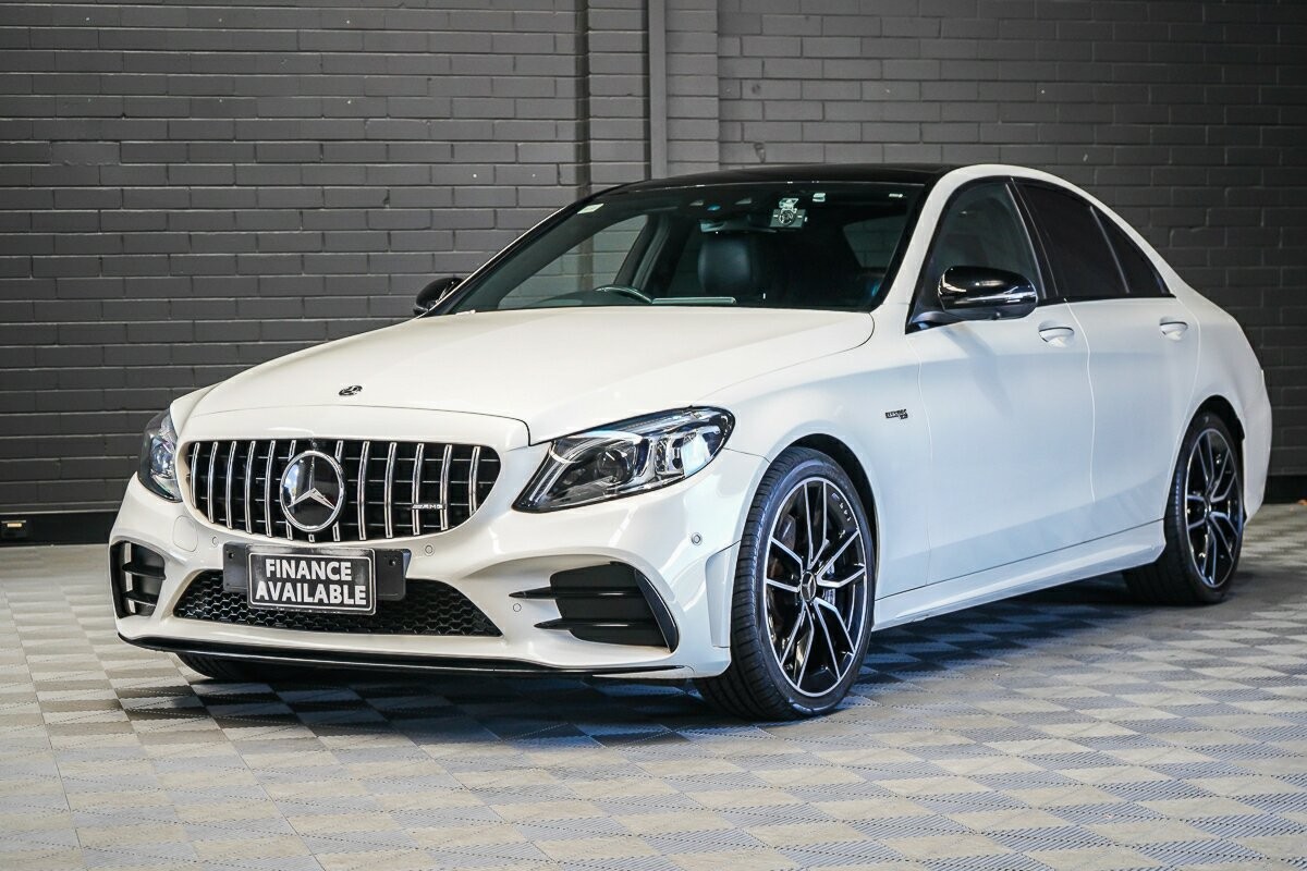 Mercedes Benz C-class image 4