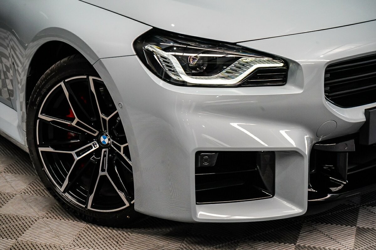 BMW M2 image 2