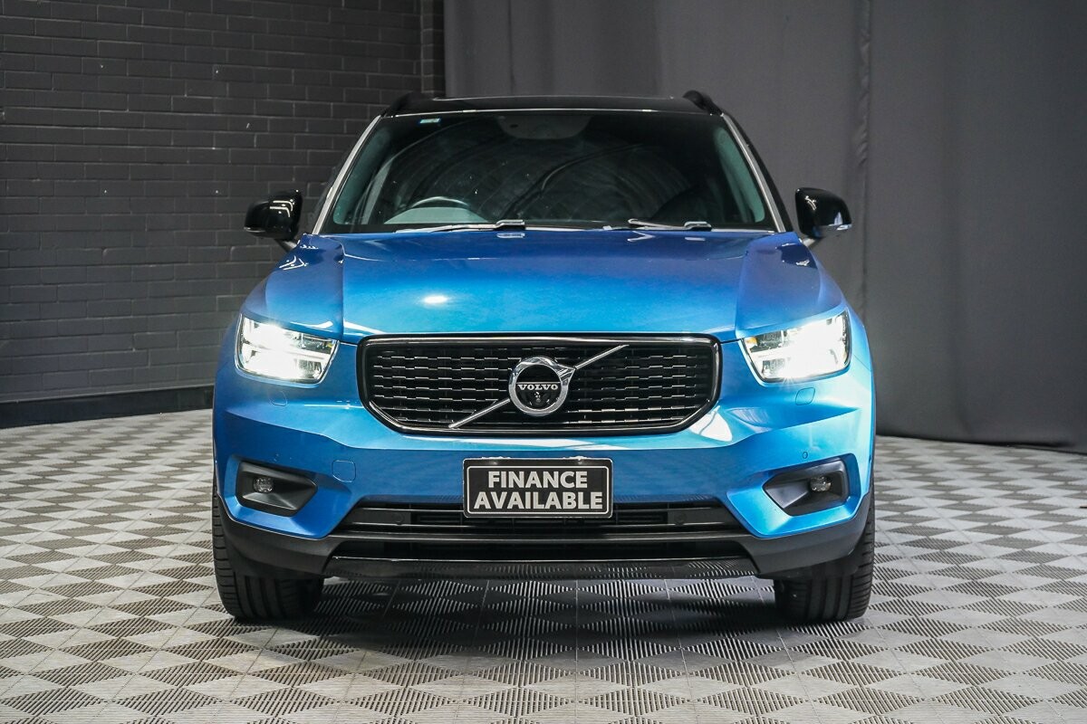 Volvo Xc40 image 3