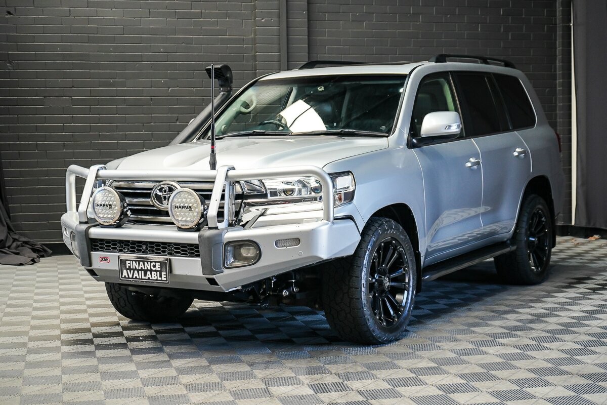 Toyota Landcruiser image 4