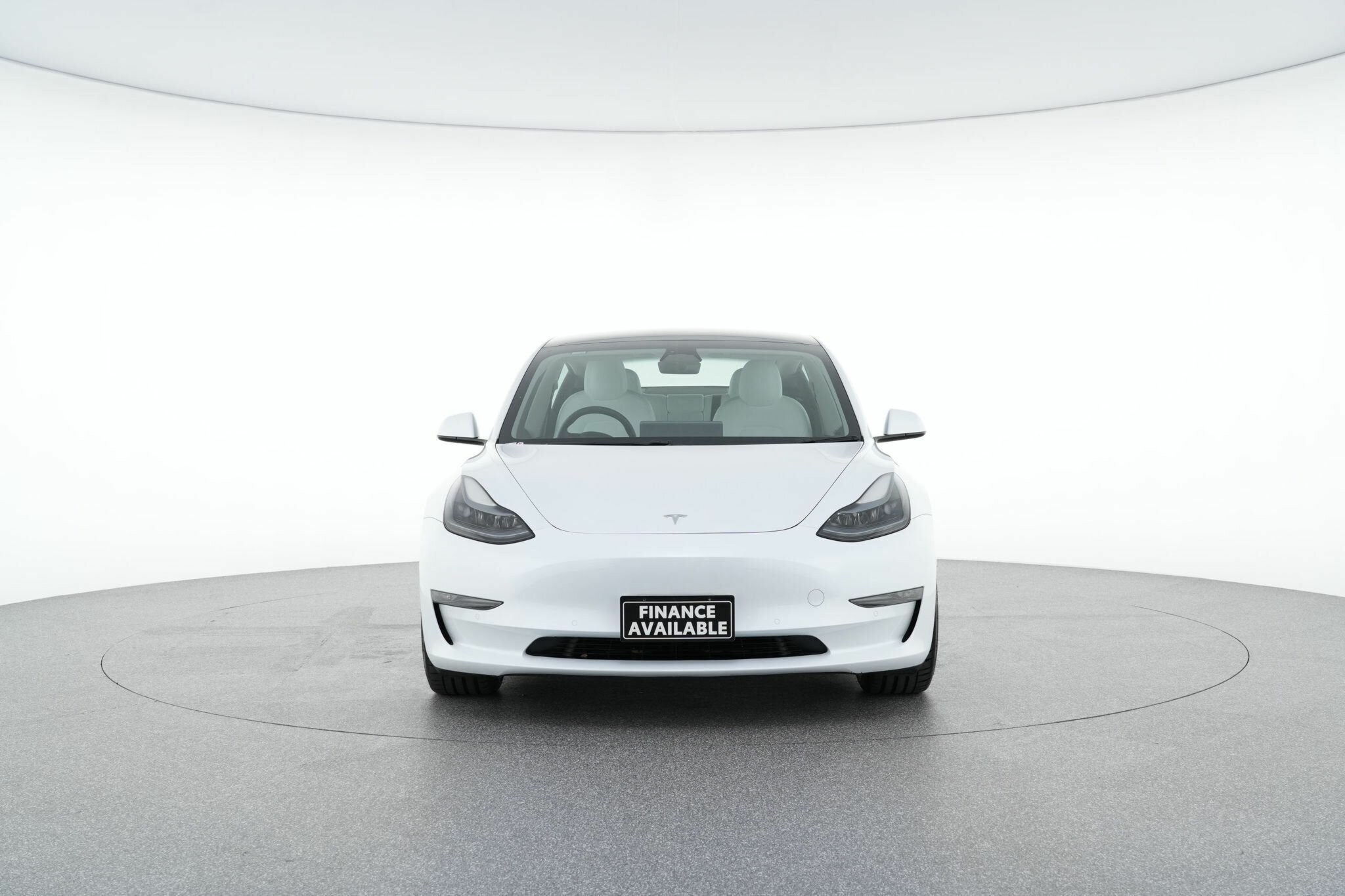 Tesla Model 3 image 3