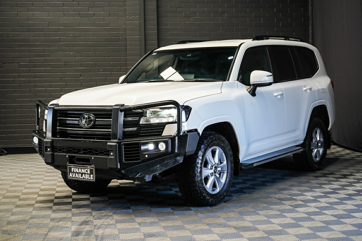 Toyota Landcruiser image 4