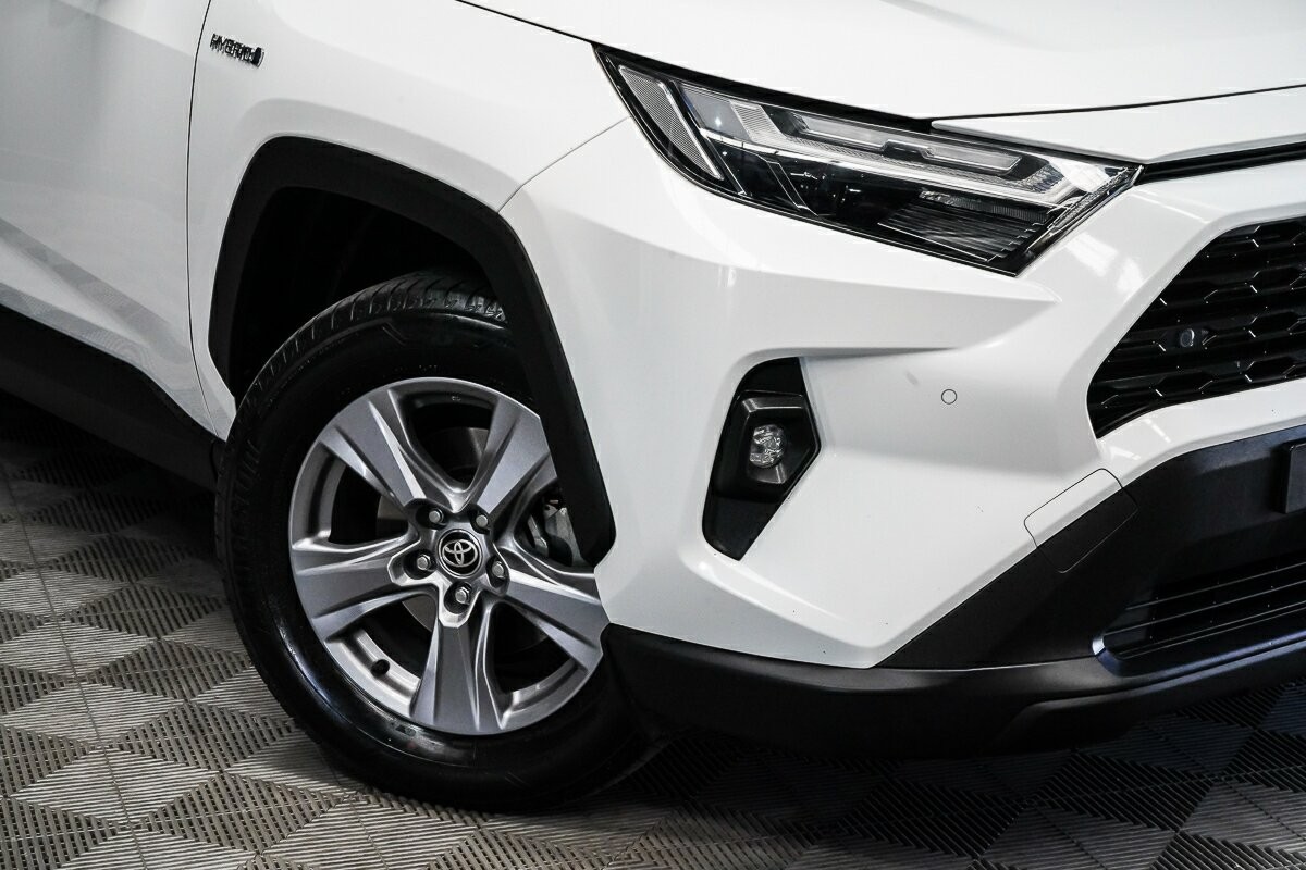 Toyota Rav4 image 2