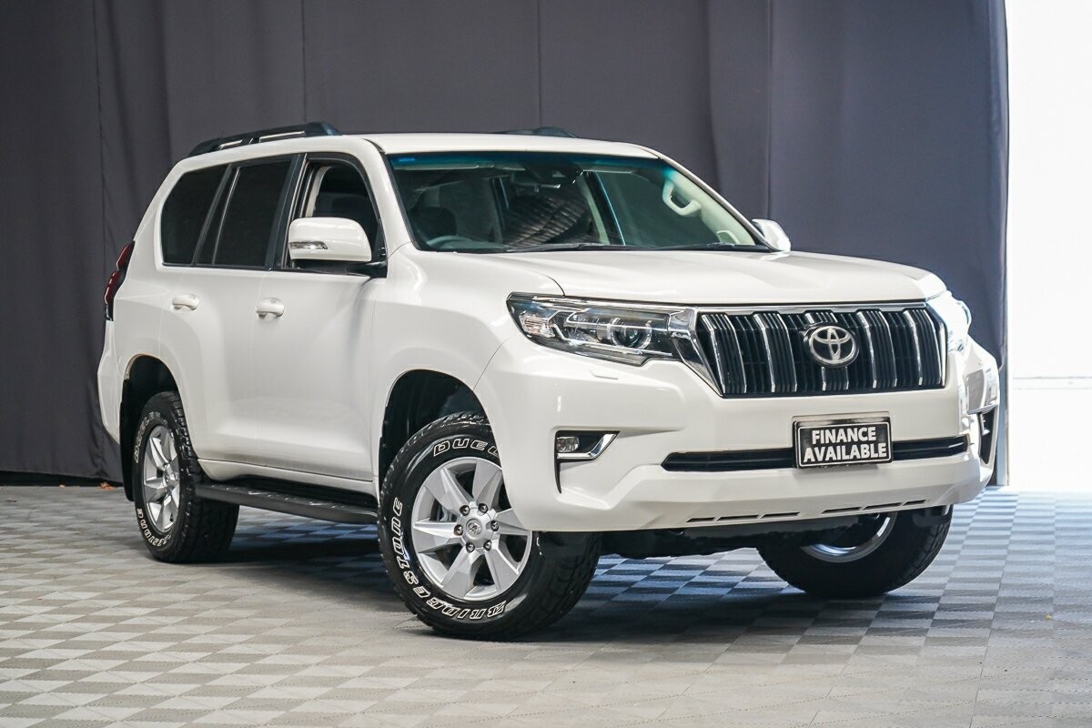 Toyota Landcruiser Prado image 1
