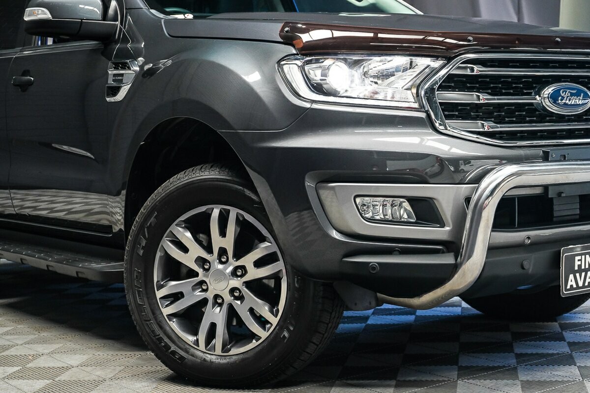 Ford Everest image 2
