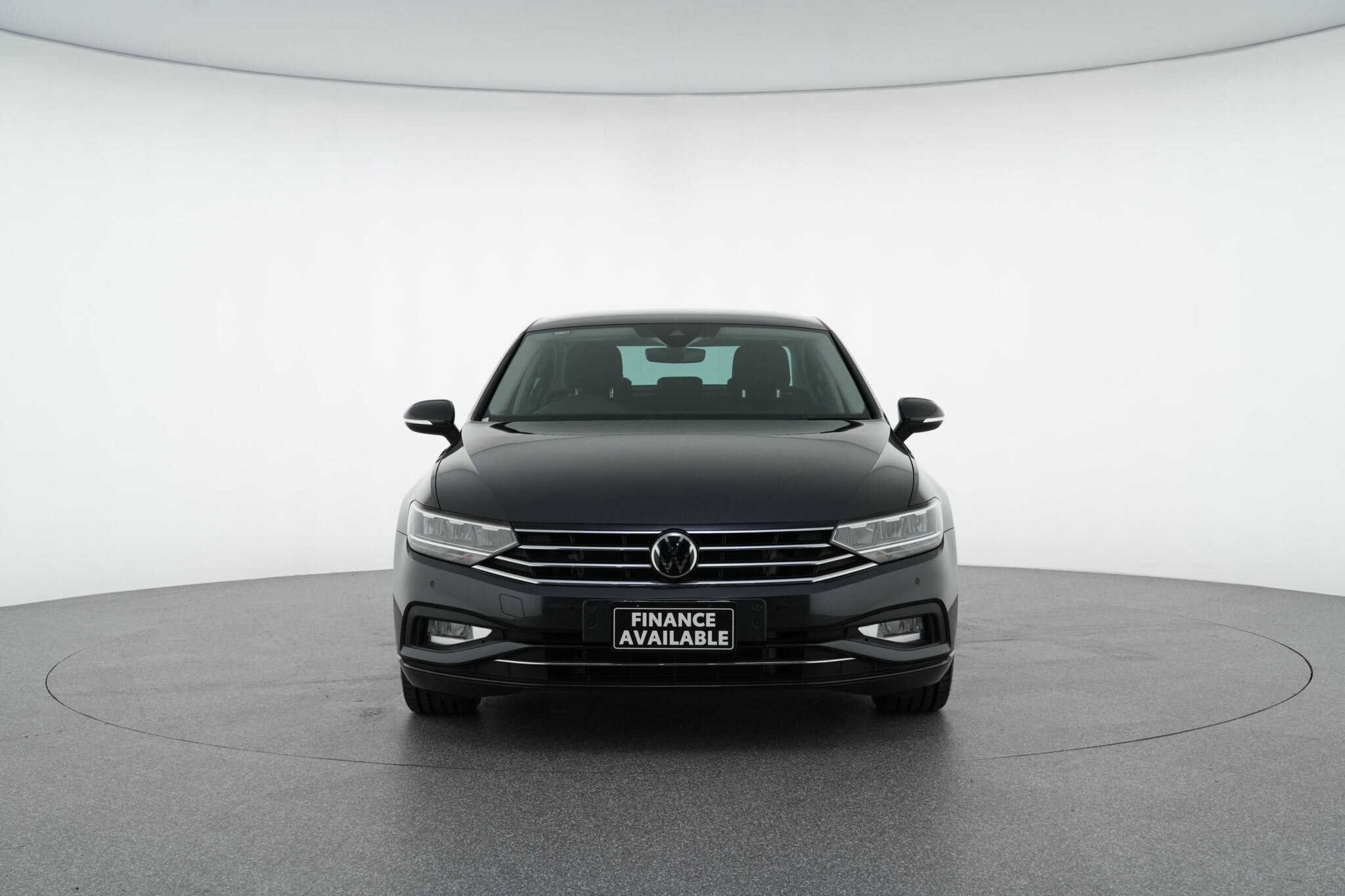 Volkswagen Passat image 3