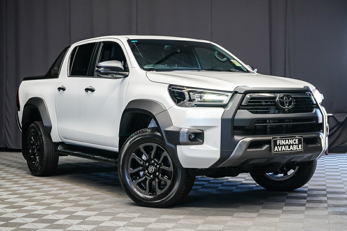 Toyota Hilux image 1
