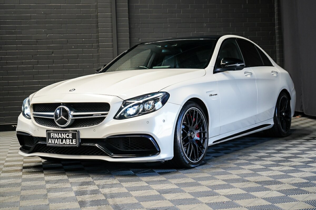 Mercedes Benz C-class image 4