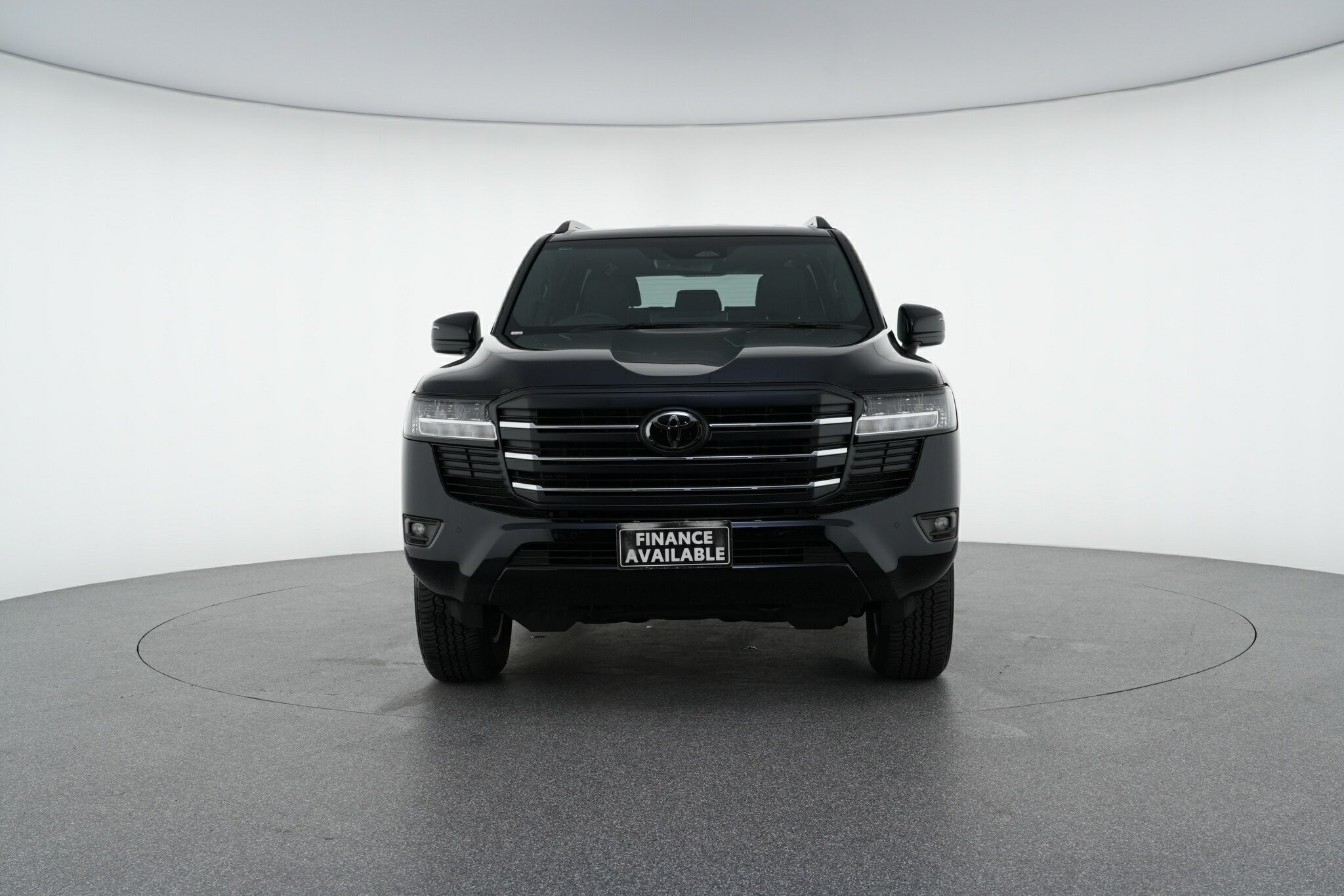 Toyota Landcruiser image 2