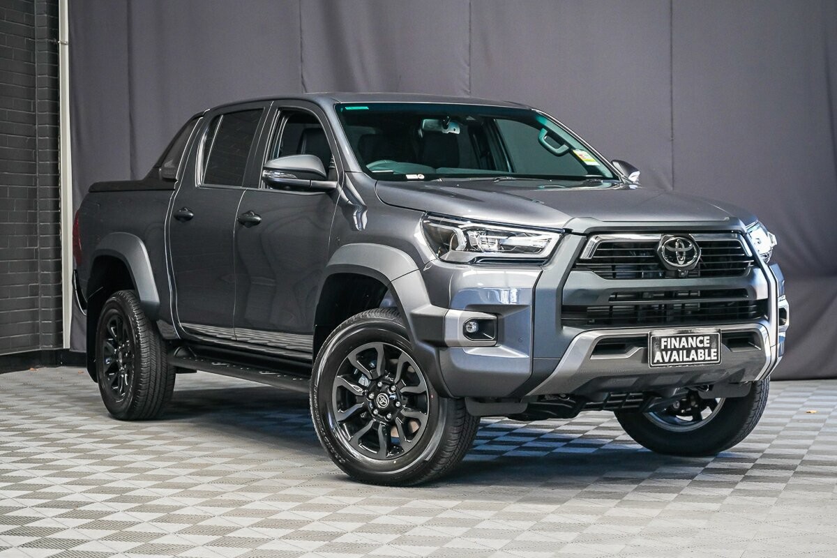 Toyota Hilux image 1