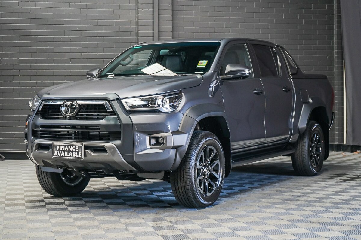 Toyota Hilux image 4