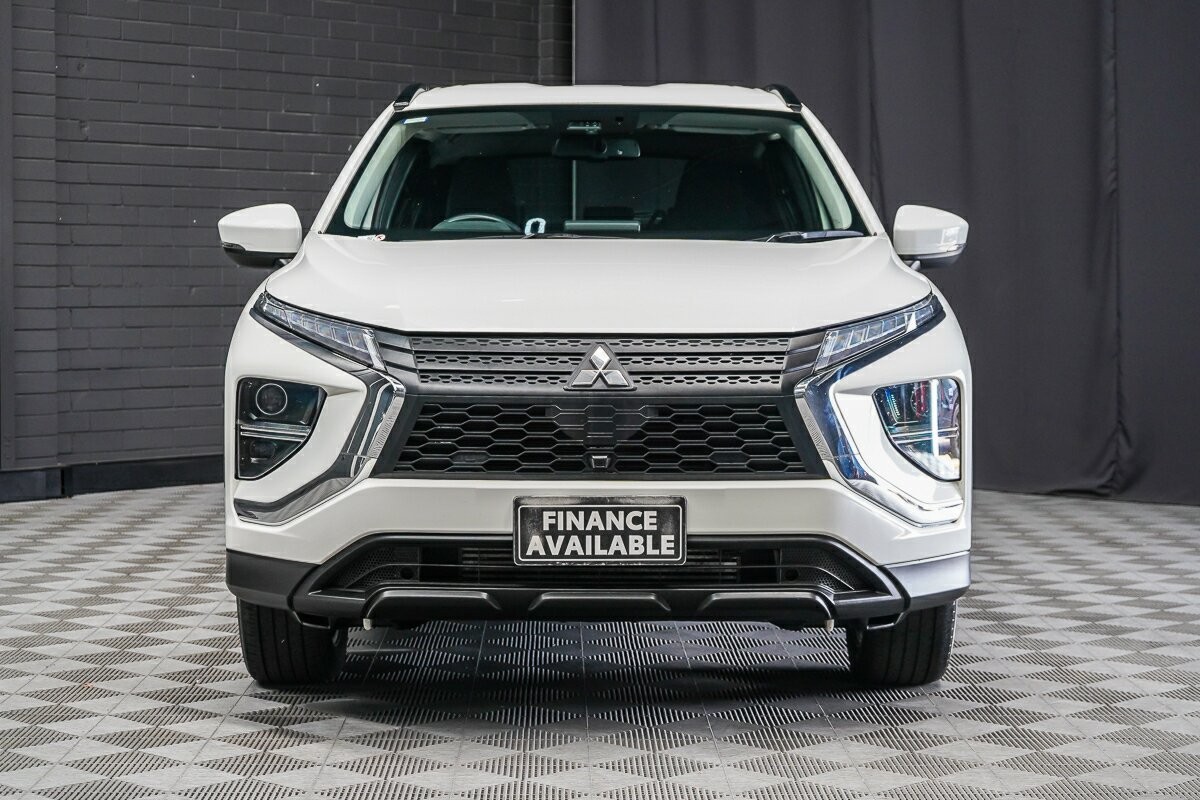 Mitsubishi Eclipse Cross image 3