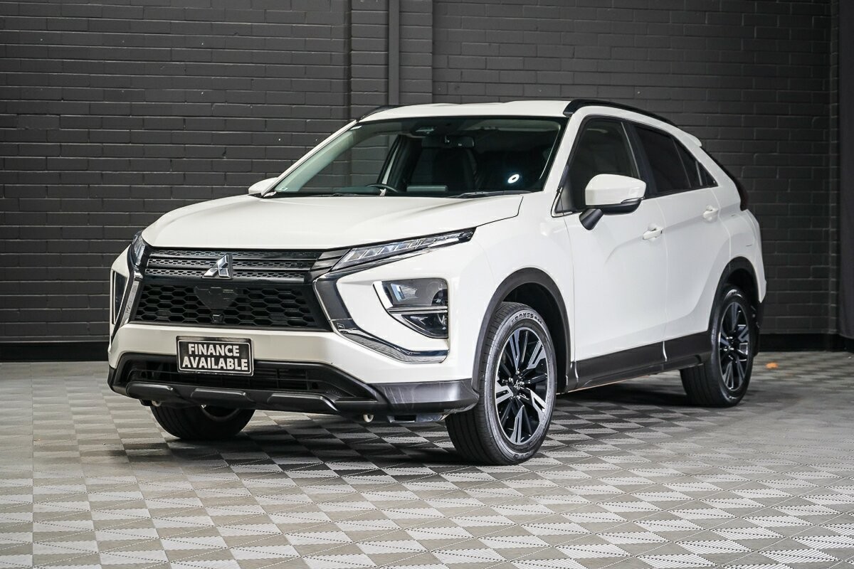 Mitsubishi Eclipse Cross image 4