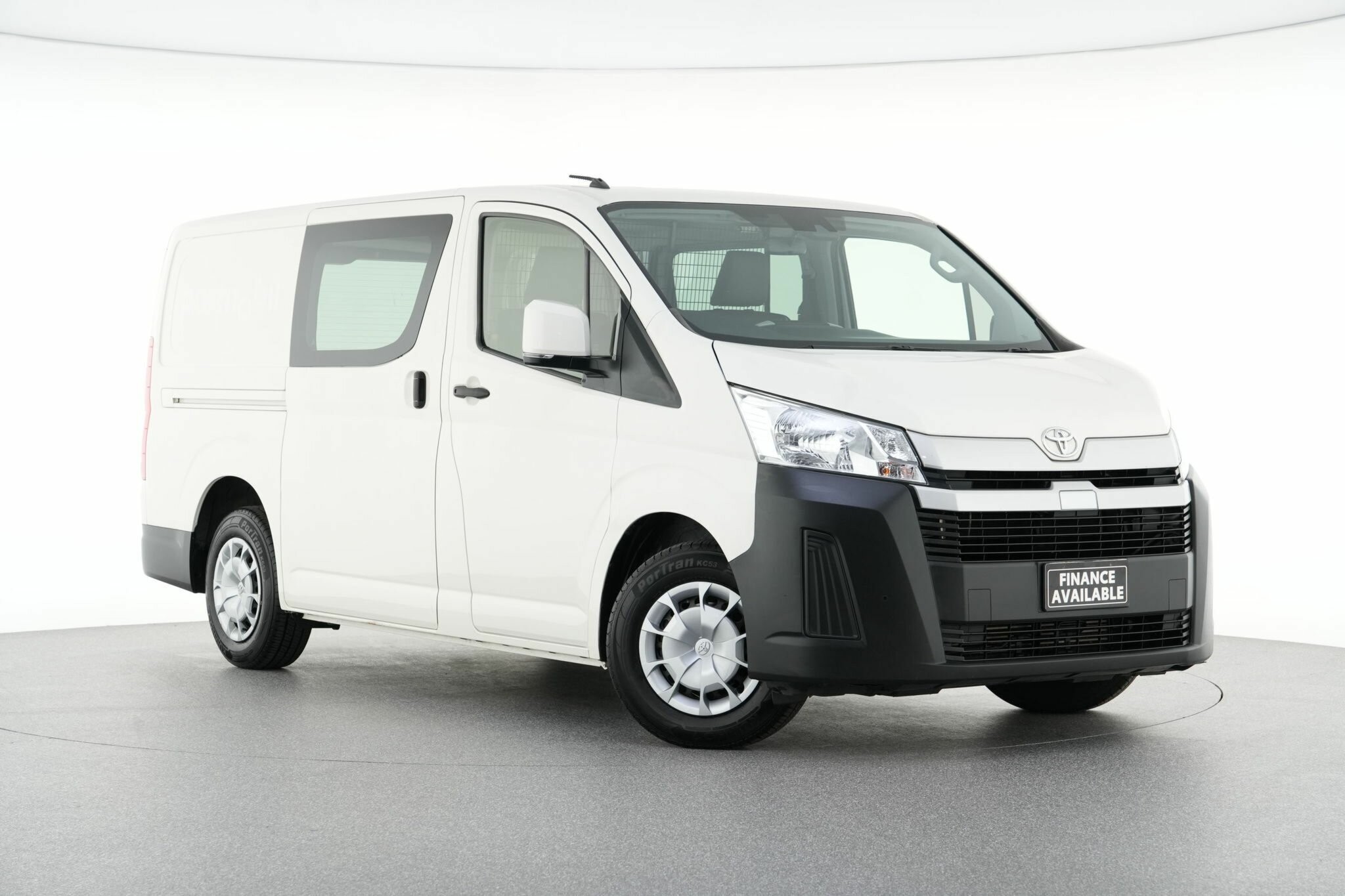 Toyota Hiace image 1