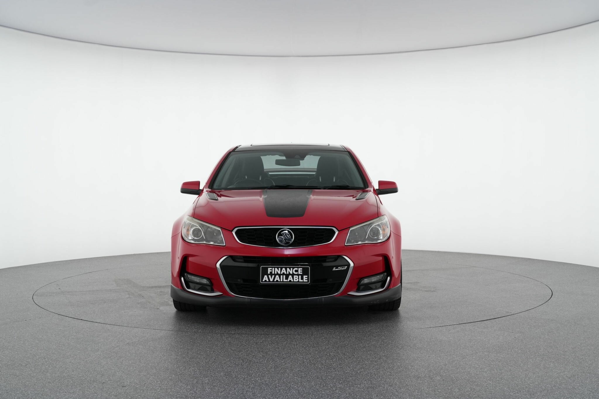 Holden Commodore image 3