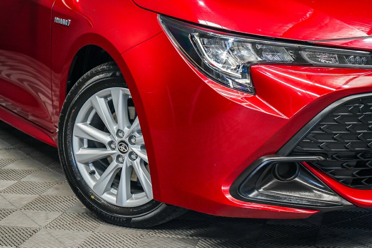 Toyota Corolla image 2