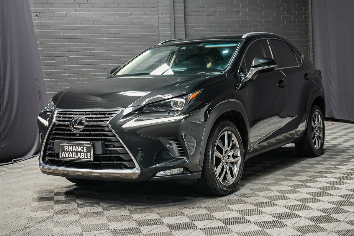 Lexus Nx image 4