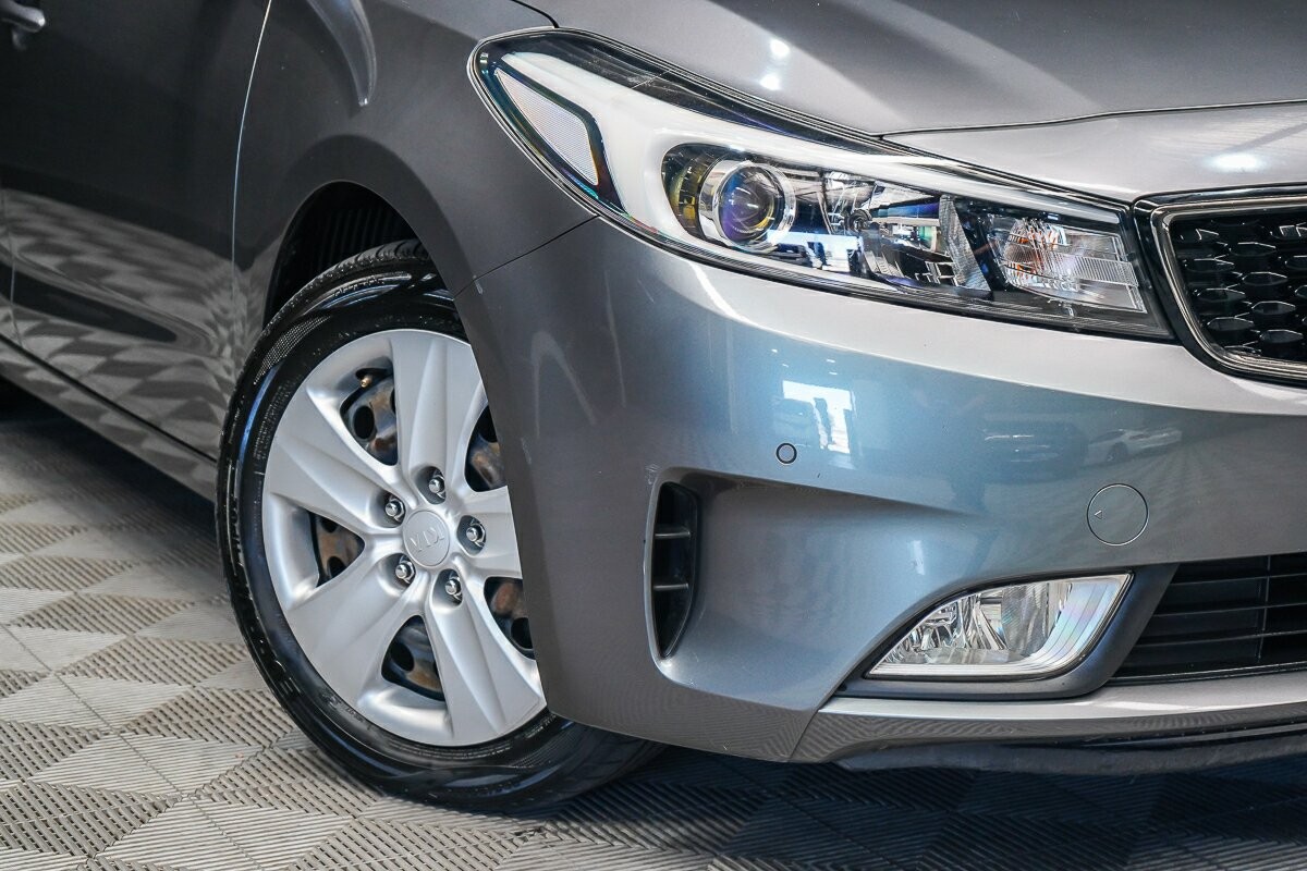 Kia Cerato image 2