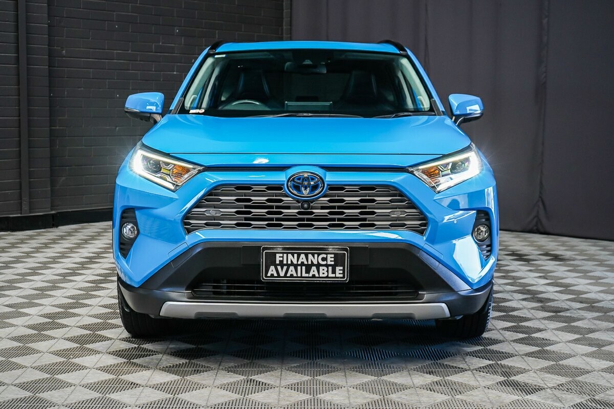 Toyota Rav4 image 3