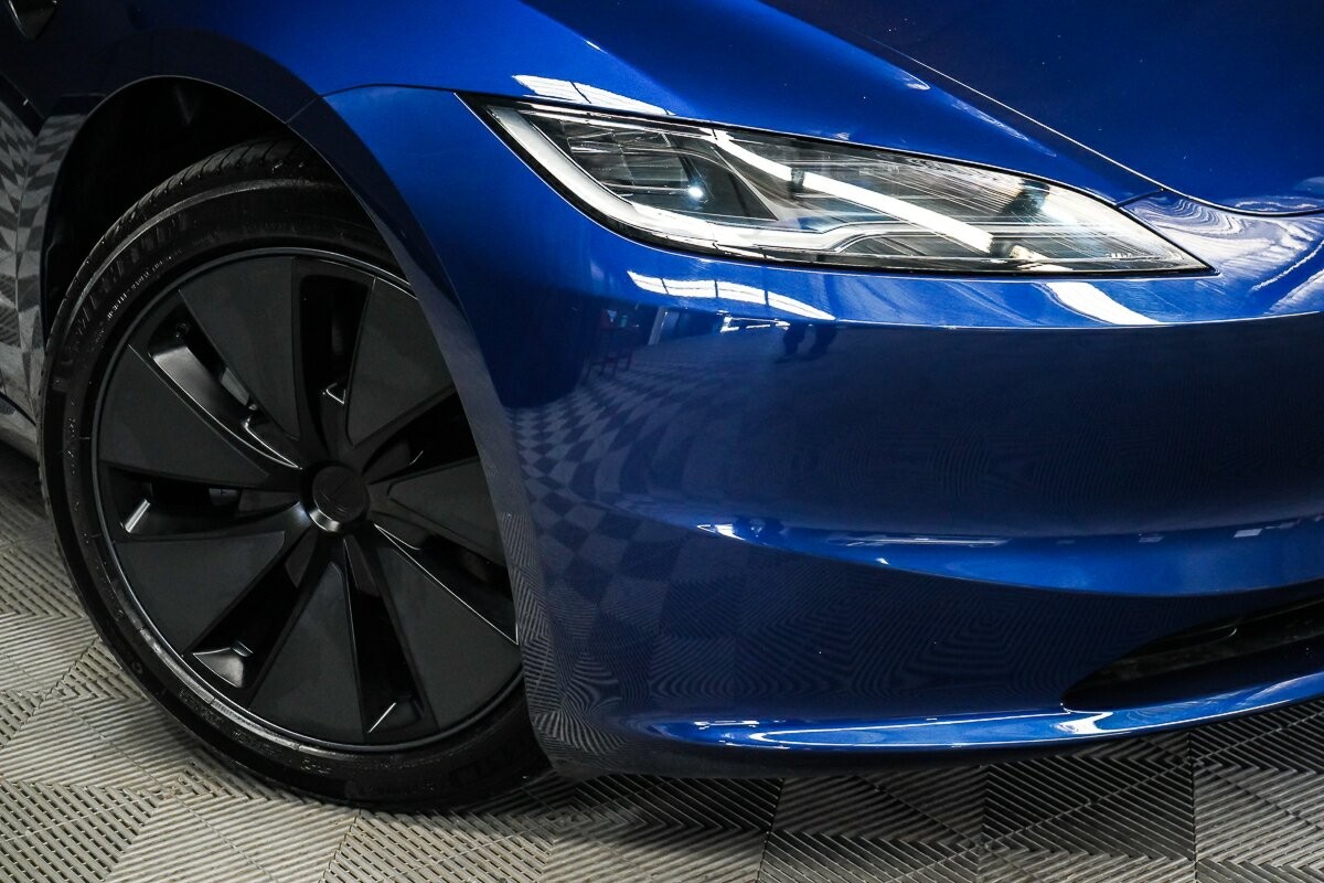 Tesla Model 3 image 2