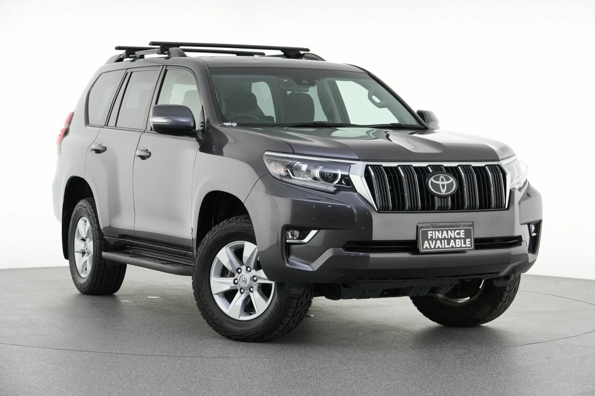 Toyota Landcruiser Prado image 1