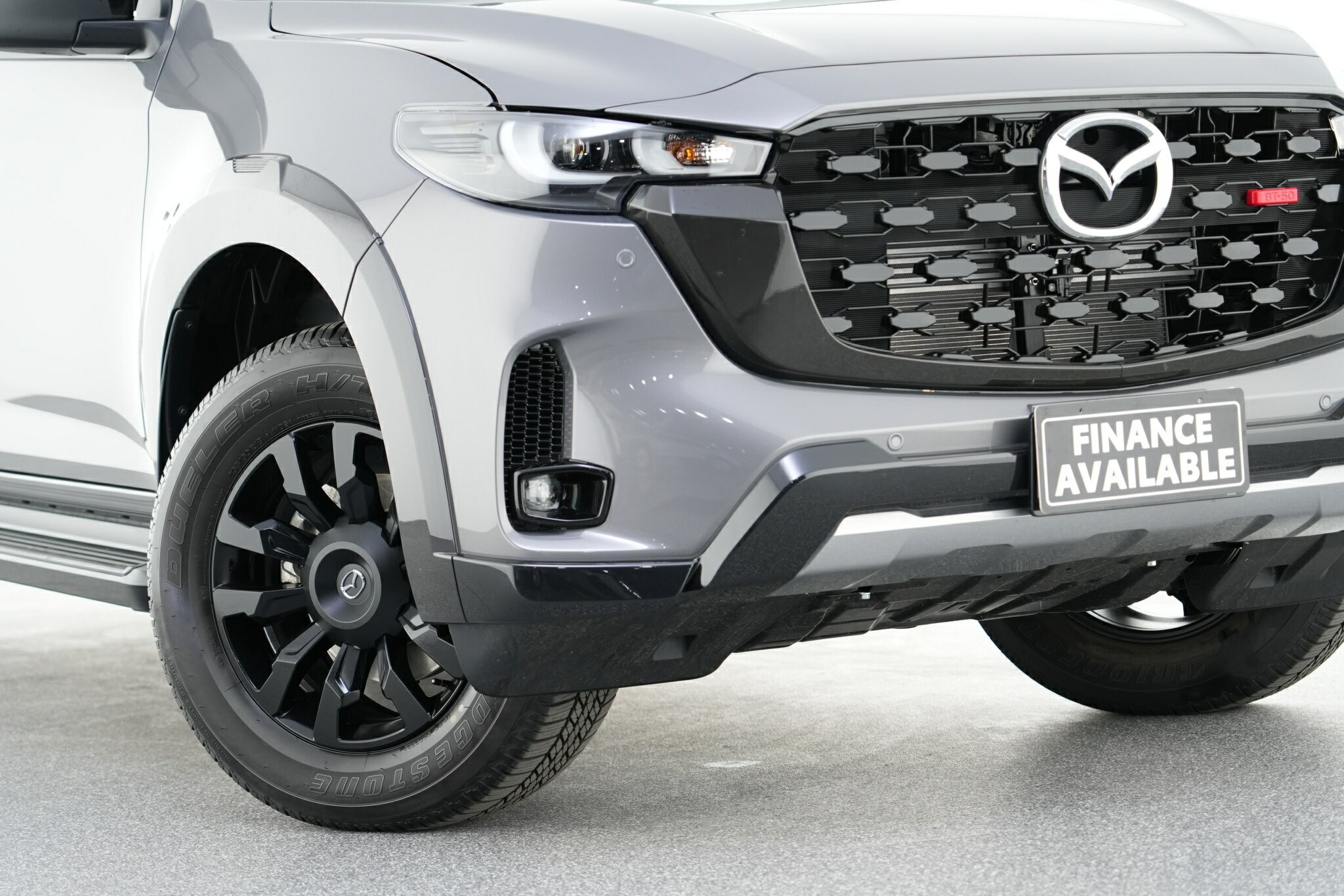 Mazda Bt-50 image 2