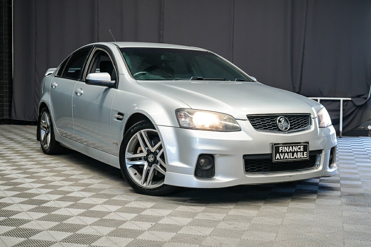 Holden Commodore image 1