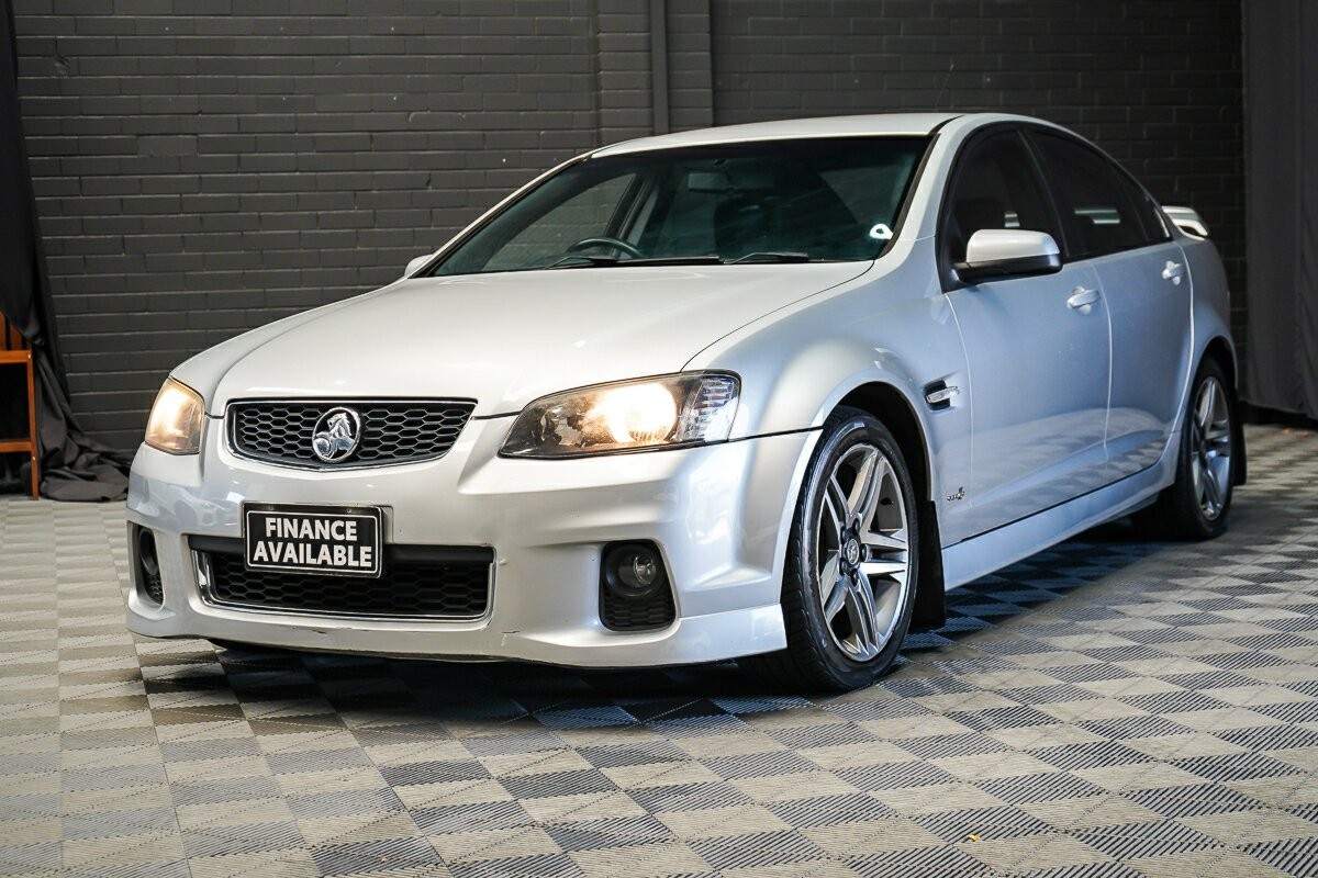 Holden Commodore image 4