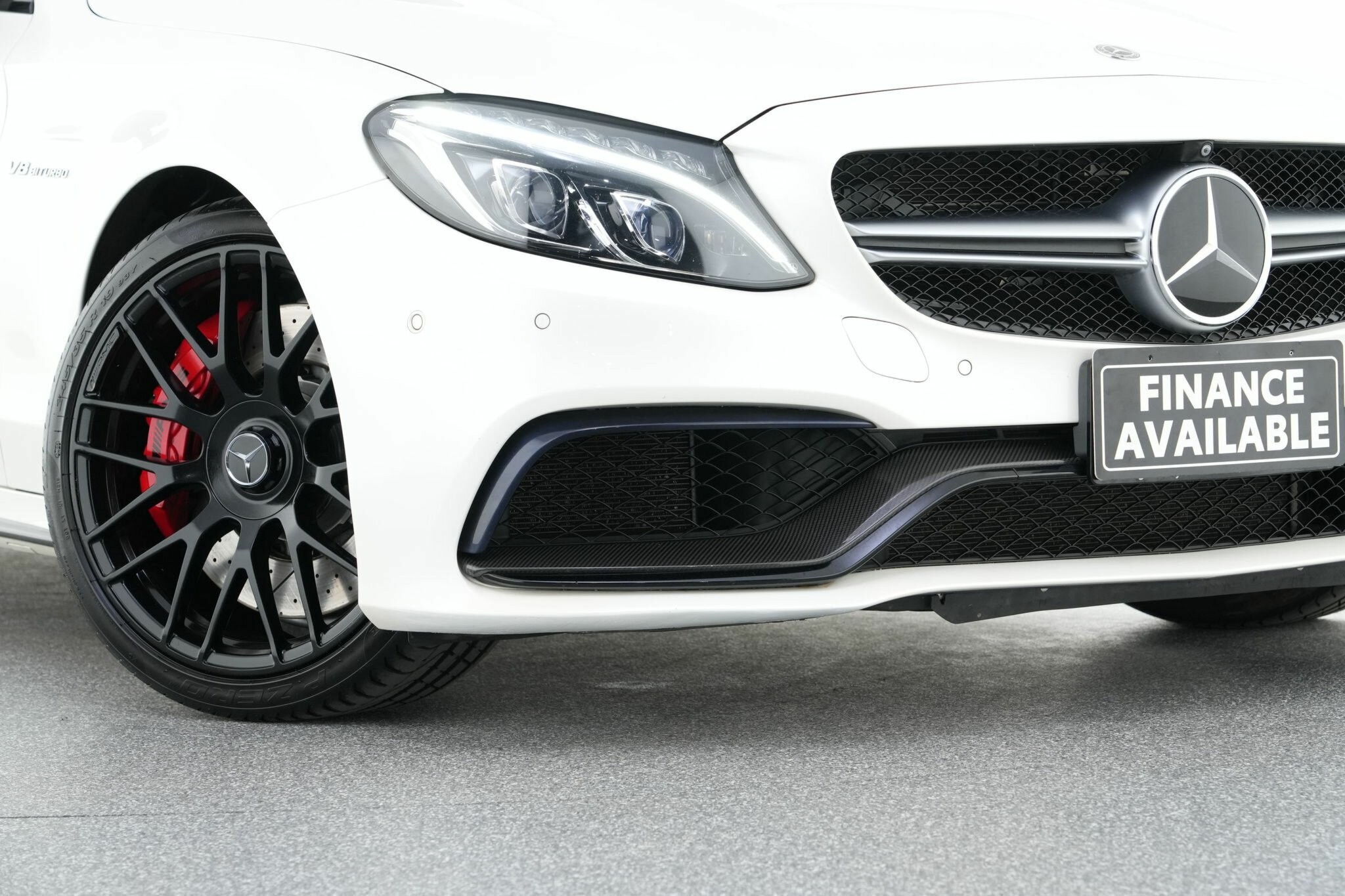 Mercedes Benz C-class image 2