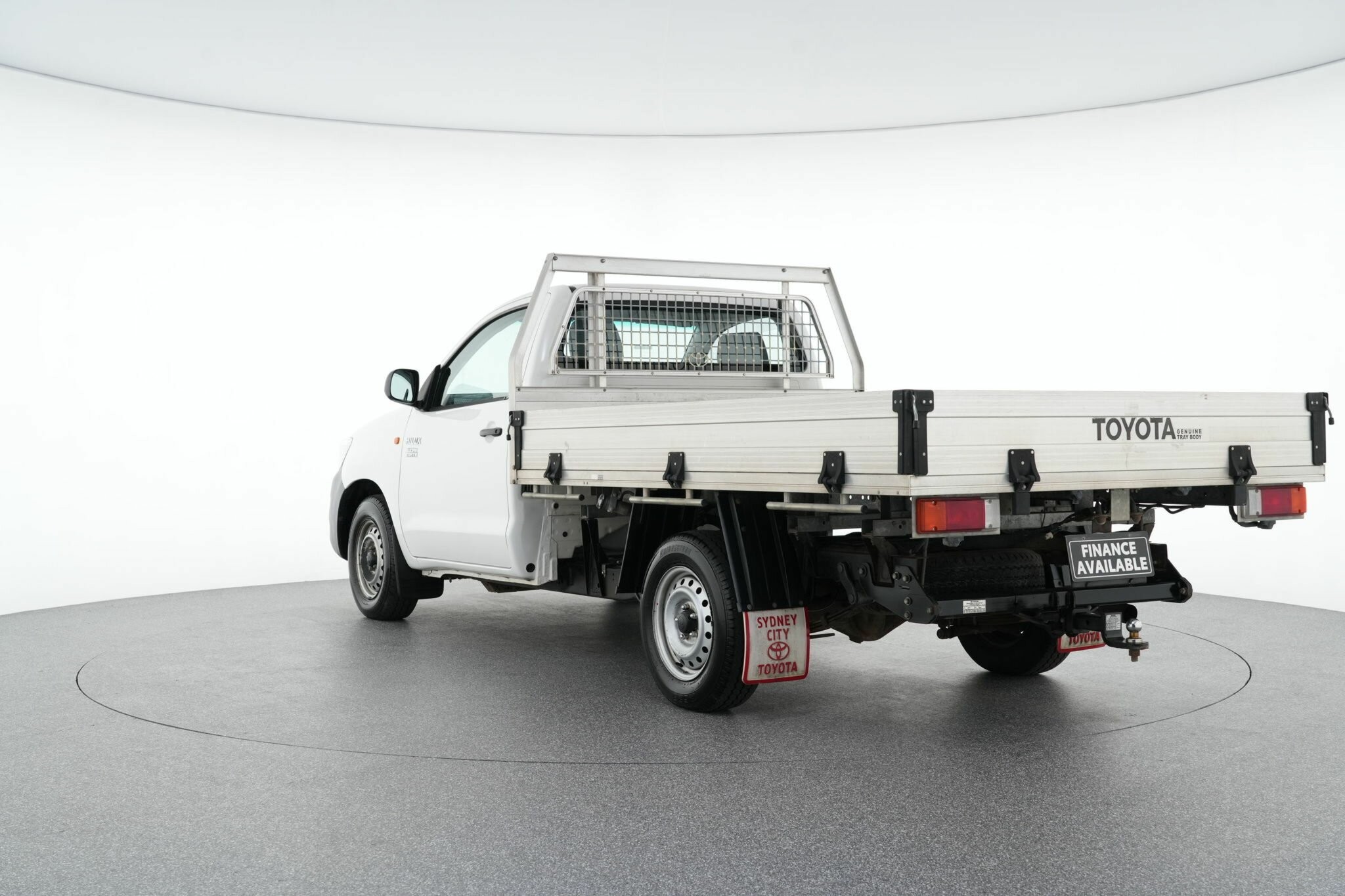 Toyota Hilux image 3