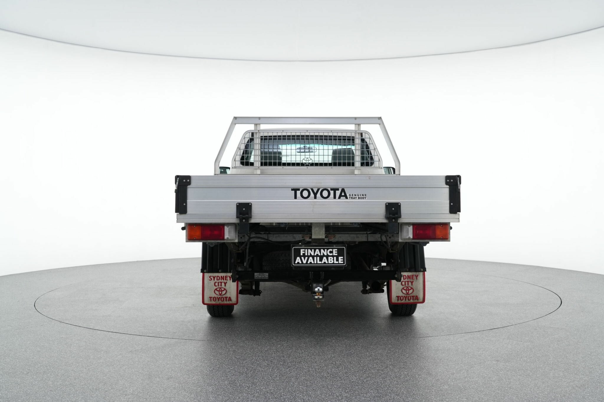 Toyota Hilux image 4