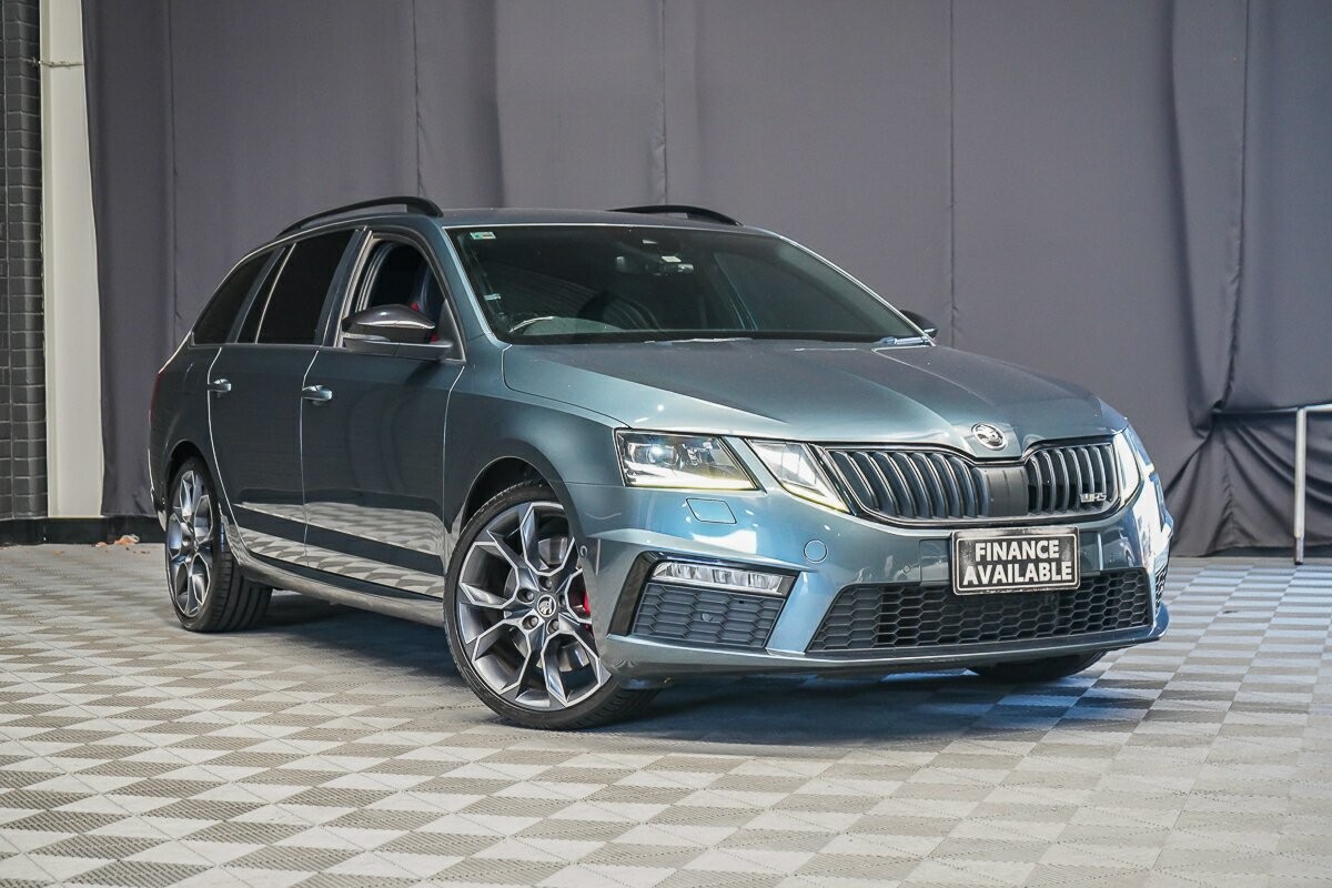 Skoda Octavia image 1