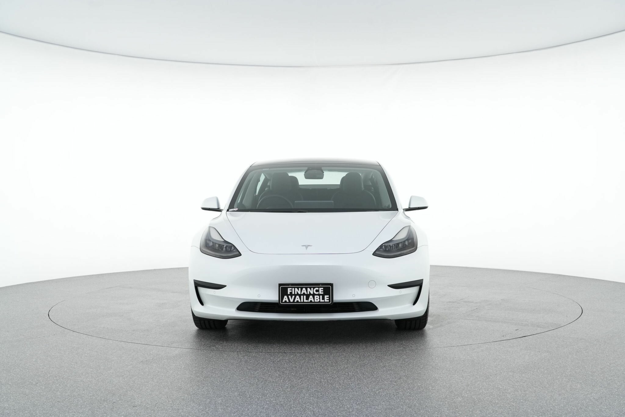 Tesla Model 3 image 3