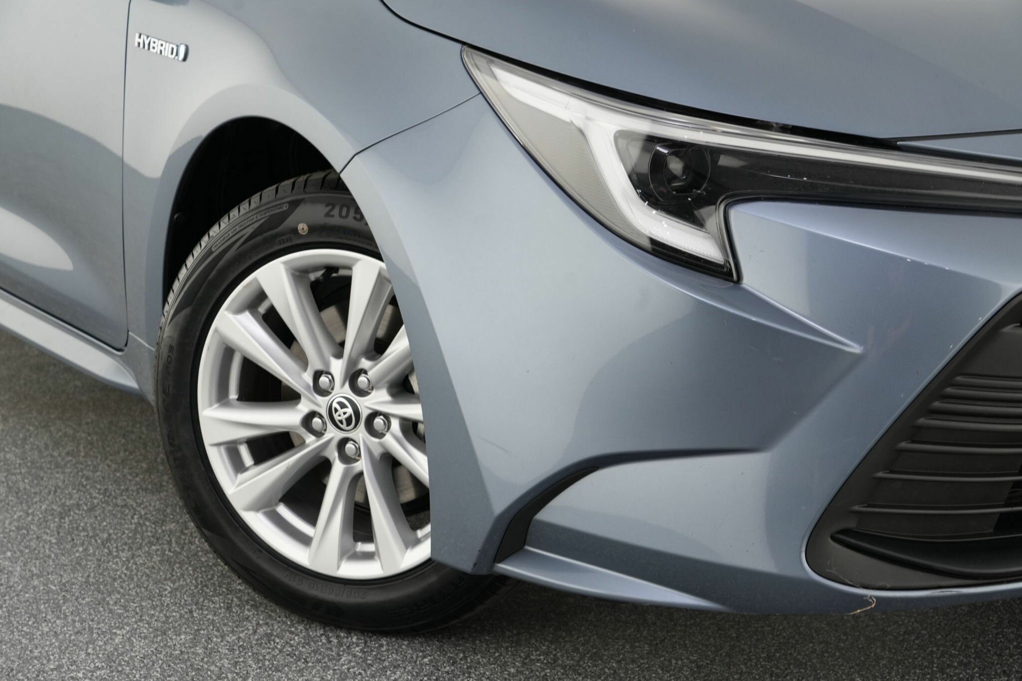 Toyota Corolla image 2