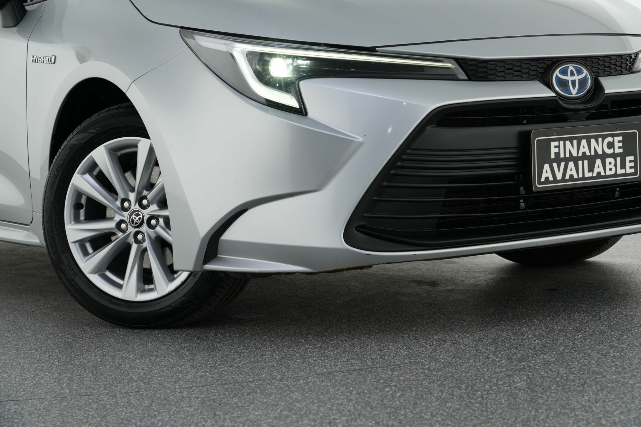 Toyota Corolla image 2