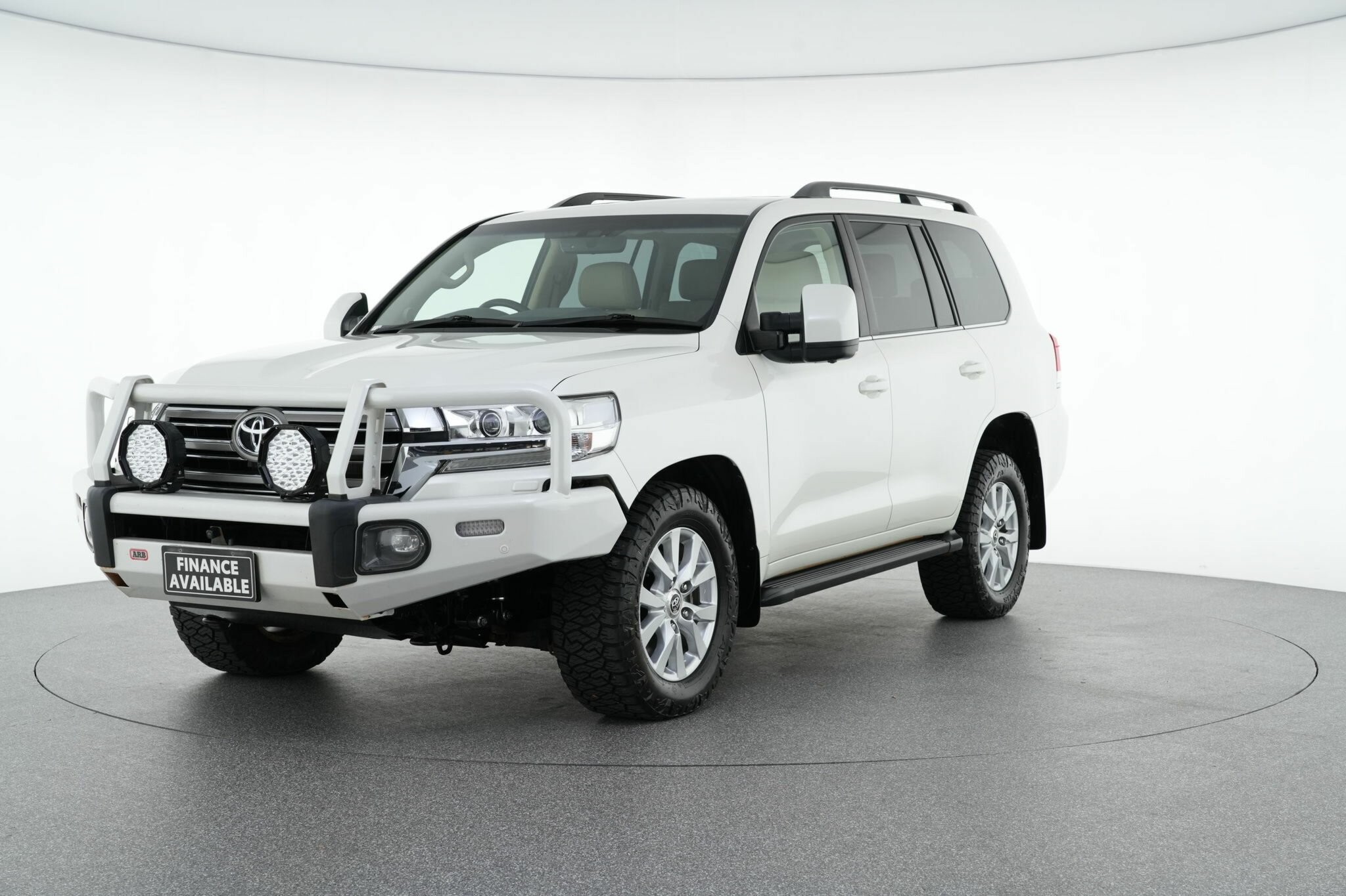 Toyota Landcruiser image 4