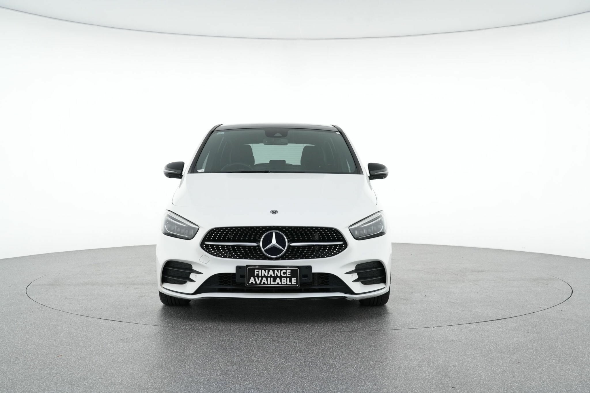 Mercedes Benz B-class image 3