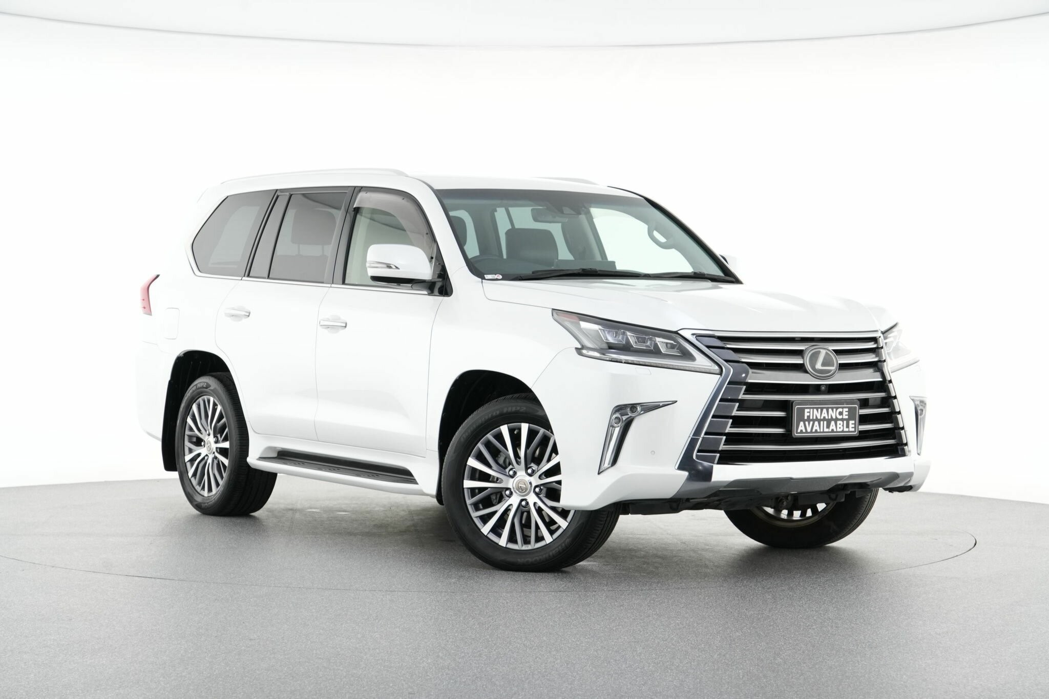 Lexus Lx image 1