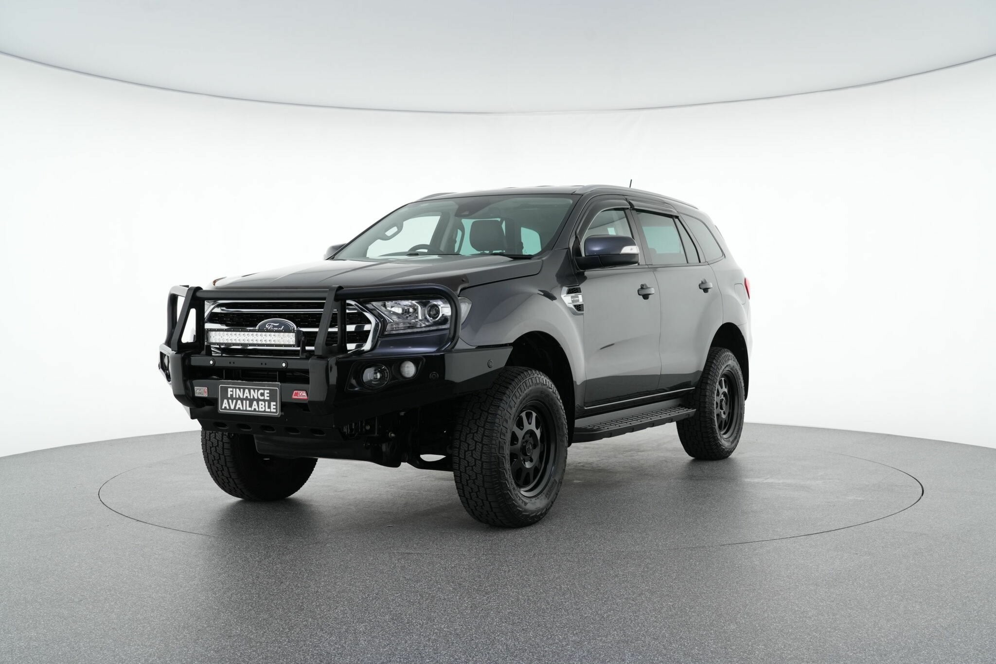 Ford Everest image 4