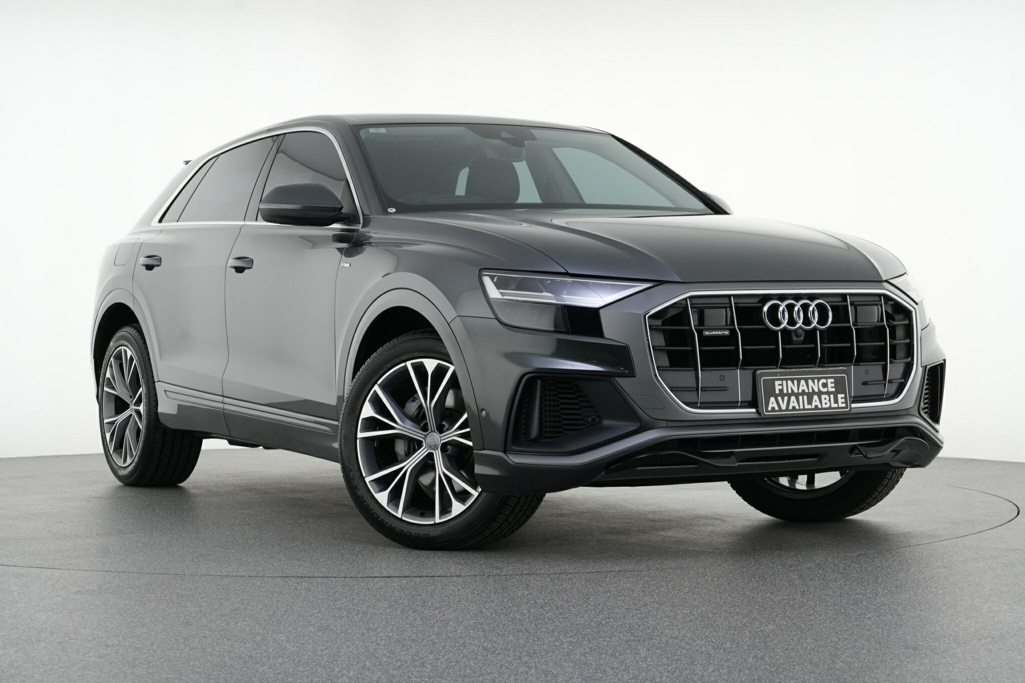 Audi Q8 image 1