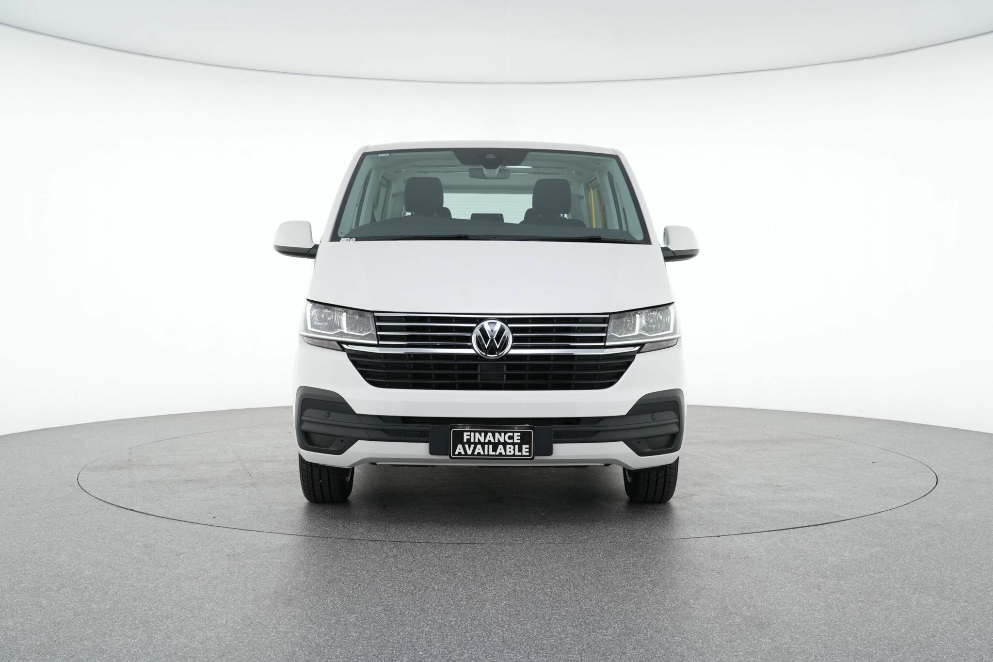 Volkswagen Multivan image 3