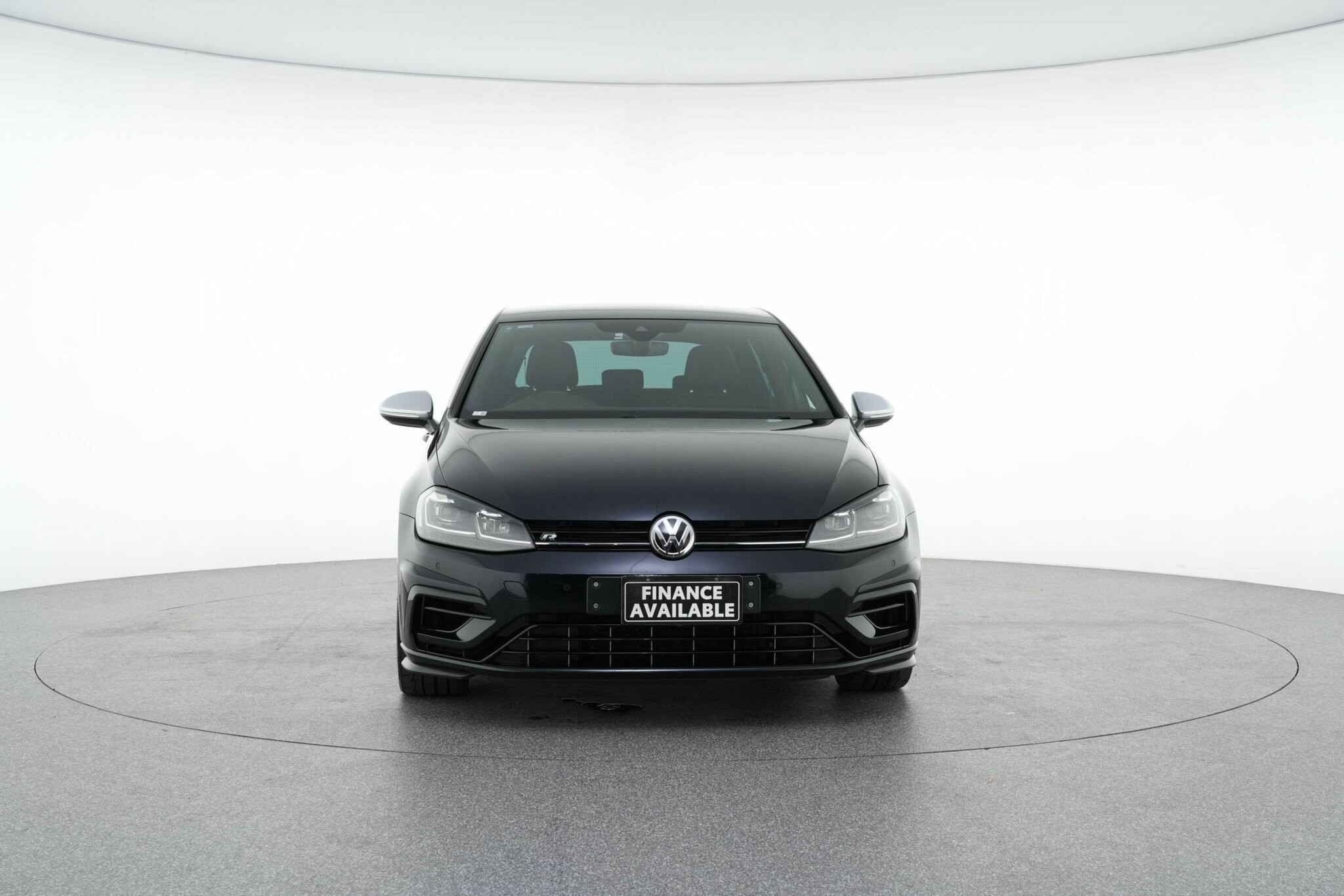 Volkswagen Golf image 3