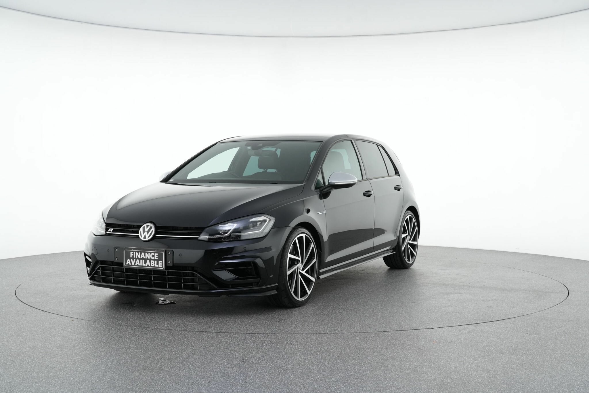 Volkswagen Golf image 4