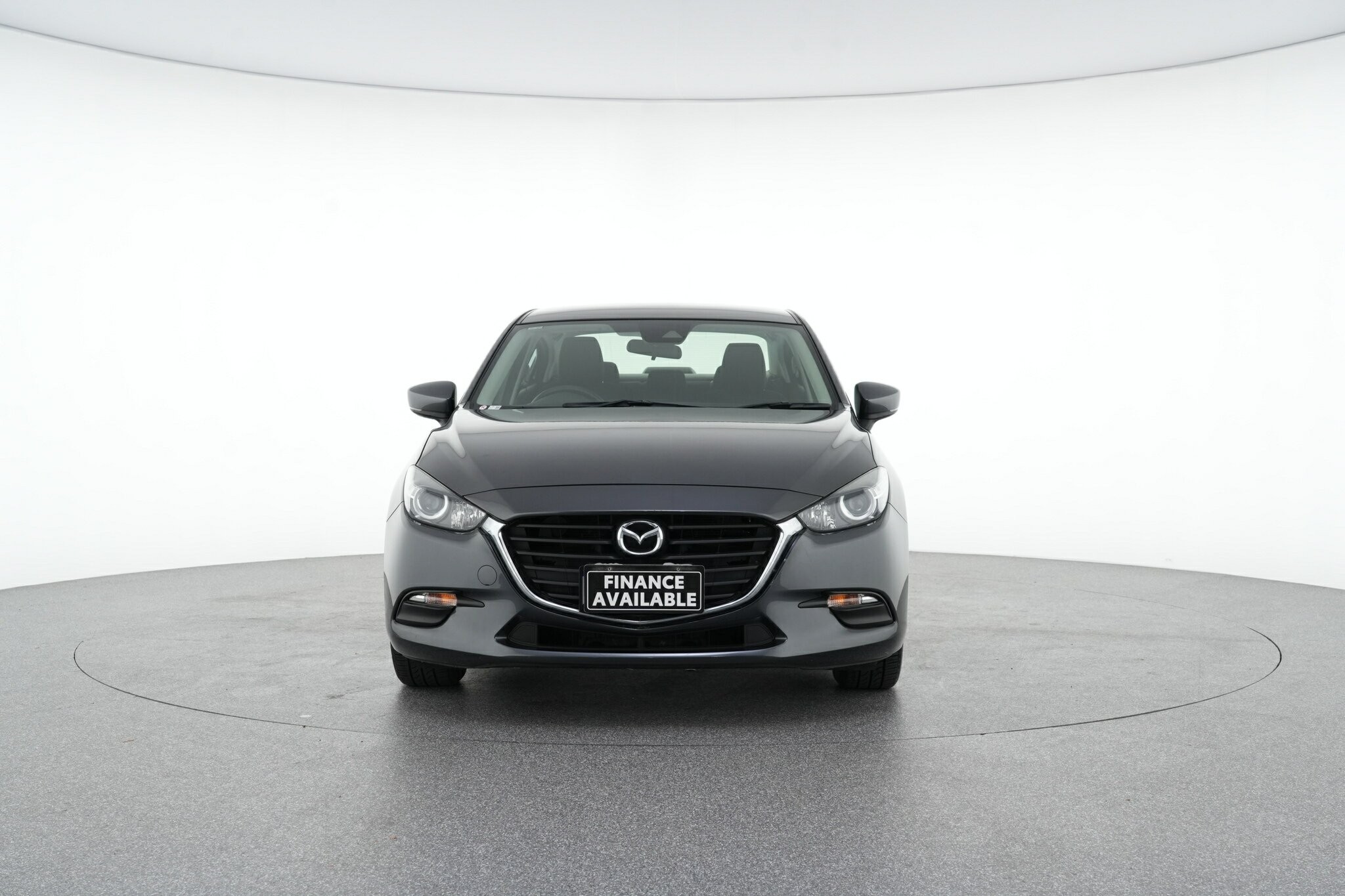 Mazda 3 image 2